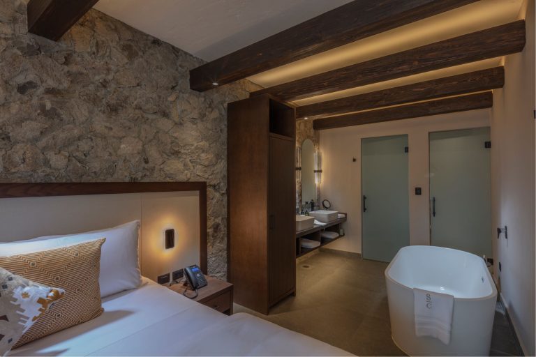 MASTER SUITE TINA CERCA